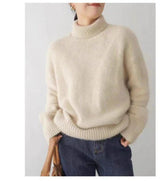 Camelia | Women’s Cashmere Turtleneck
